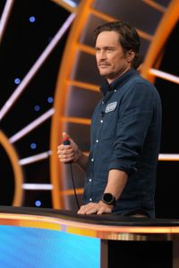 OLIVER HUDSON