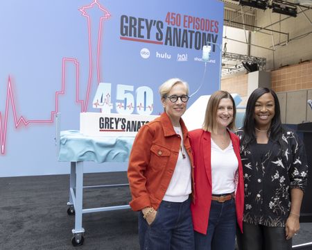 BETSY BEERS (EXECUTIVE PRODUCER), MEG MARINIS (EXECUTIVE PRODUCER), SHONDA RHIMES (EXECUTIVE PRODUCER)