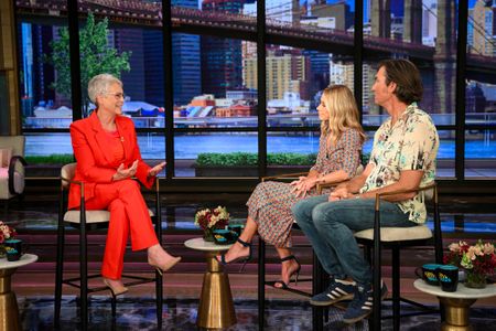 JAMIE LEE CURTIS, KELLY RIPA, JERRY O'CONNELL
