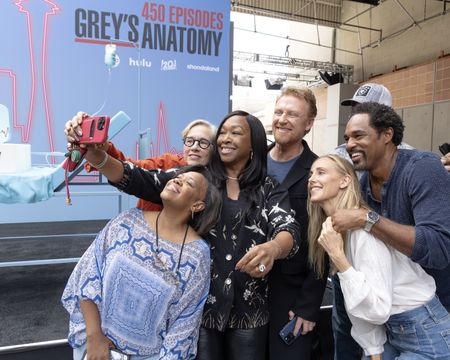 BETSY BEERS (EXECUTIVE PRODUCER), CHANDRA WILSON, SHONDA RHIMES (EXECUTIVE PRODUCER), KEVIN MCKIDD, KIM RAVER, JASON GEORGE
