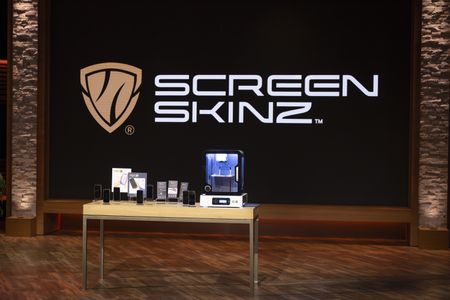 SCREEN SKINZ