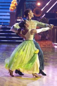 JORDAN CHILES, EZRA SOSA