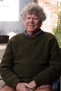 Bio profile offIvor van Heerdan