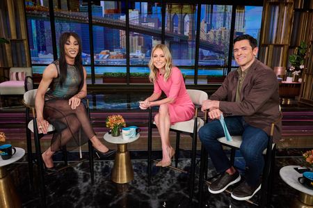 MICHAELA JAE RODRIGUEZ, KELLY RIPA, MARK CONSUELOS