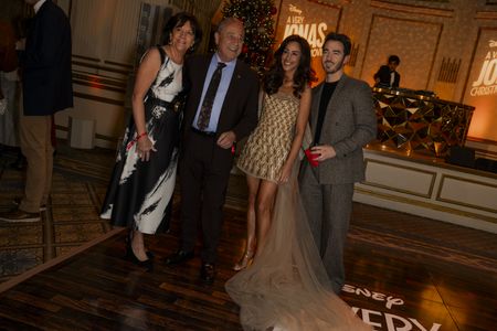 ANGELA DELEASA, BUCKY DELEASA, DANIELLE JONAS, KEVIN JONAS