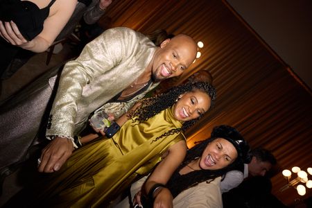 MICHAEL JAMES SCOTT, MEKIA COX, SHYLO SHANER (WRITER)