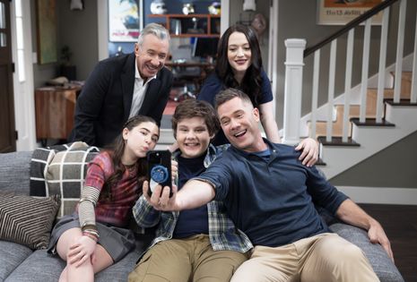 TOP: TIM ALLEN, KAT DENNINGSBOTTOM: BARRETT MARGOLIS, MAXWELL SIMKINS, LUKE MACFARLANE