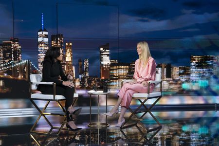 LINSEY DAVIS, GWYNETH PALTROW