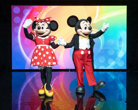 MINNIE MOUSE, MICKEY MOUSE