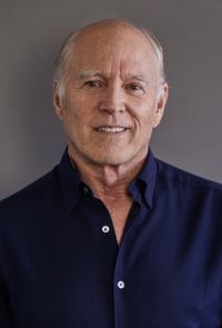 Bio profile offFrank Marshall