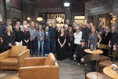 JOHN PASQUIN (DIRECTOR), PATRICIA RICHARDSON, NANCY TRAVIS, RICHARD KARN