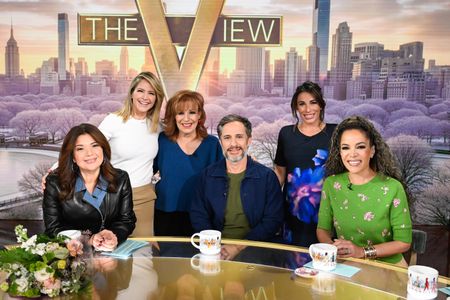 ANA NAVARRO, SARA HAINES, JOY BEHAR, GAEL GARCIA BERNAL, ALYSSA FARAH GRIFFIN, SUNNY HOSTIN