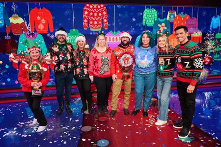 KELLY RIPA, MARK CONSUELOS