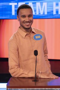 NOAH LYONS
