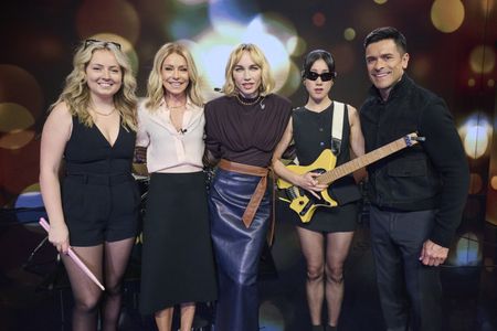 KELLY RIPA, GOLDIE BOUTILIER, MARK CONSUELOS