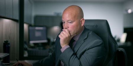 Sgt Bryan Johnson reviews the evidence. (National Geographic)