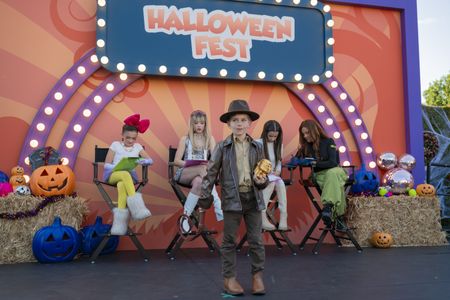 TAYLEN BIGGS, KENZI RICHARDSON, JANICE LEANN BROWN, AYO DAVIS (PRESIDENT, DISNEY BRANDED TELEVISION)