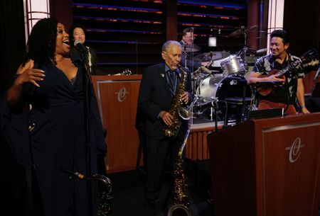 JAKE SHIMABUKURO AND MAIYA SYKES WITH THE CLETONES