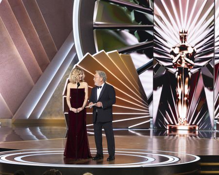 MEG RYAN, BILLY CRYSTAL