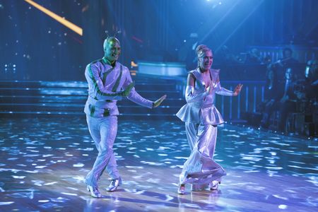 ALAN BERSTEN, ELAINE HENDRIX