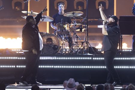 BIGXTHAPLUG, LUKE COMBS