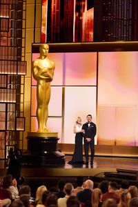 KELLY RIPA, MARK CONSUELOS