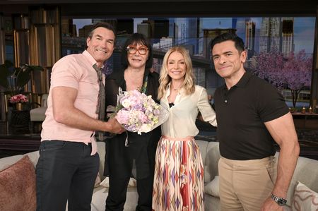JERRY O'CONNELL, LINDA O'CONNELL, KELLY RIPA, MARK CONSUELOS