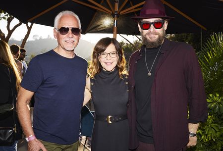 LISA LOEB