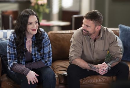KAT DENNINGS, SEANN WILLIAM SCOTT