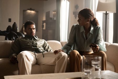 KYLE BARY, EMAYATZY CORINEALDI