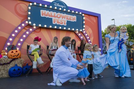 TAYLEN BIGGS, KENZI RICHARDSON, JANICE LEANN BROWN, AYO DAVIS (PRESIDENT, DISNEY BRANDED TELEVISION), RYDELL FUNK