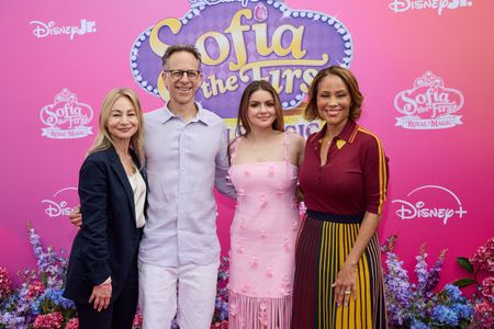 ALYSSA SAPIRE (HEAD OF DISNEY JR. ORIGINAL PROGRAMMING AND STRATEGY), CRAIG GERBER (CREATOR/EXECUTIVE PRODUCER), ARIEL WINTER, AYO DAVIS (PRESIDENT, DISNEY BRANDED TELEVISION)