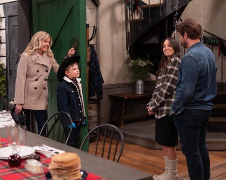 KRISTINA WAGNER, VIRON WEAVER, KRISTEN VAGANOS