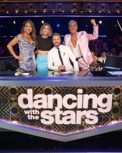 CARRIE ANN INABA, JULIANNE HOUGH, DEREK HOUGH, BRUNO TONIOLI