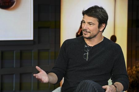JOSH HARTNETT