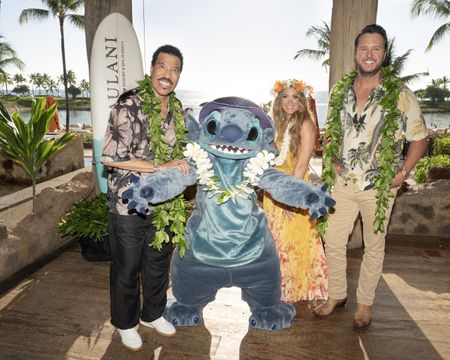 LIONEL RICHIE, STITCH, CARRIE UNDERWOOD, LUKE BRYAN