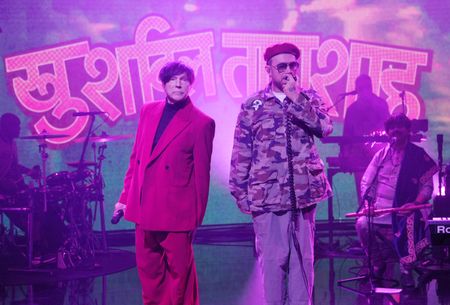 GORILLAZ FEATURING SPARKS