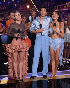 ERIK LINDER, JULIANNE HOUGH, SELENA HAMILTON, CARTER WILLIAMS, HARRY SHUM JR., JENNA JOHNSON