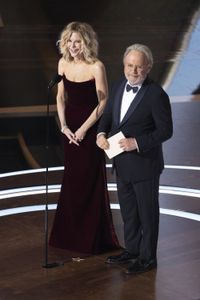 MEG RYAN, BILLY CRYSTAL
