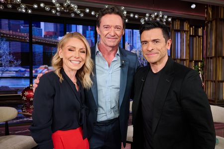 KELLY RIPA, HUGH JACKMAN, MARK CONSUELOS