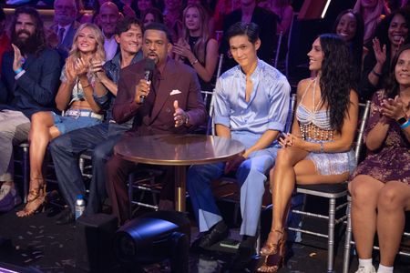 RYLEE ARNOLD, CONNOR WOOD, ALFONSO RIBEIRO, HARRY SHUM JR., JENNA JOHNSON