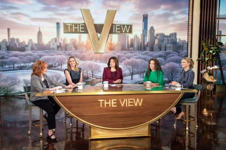 JOY BEHAR, SARA HAINES, ANA NAVARRO, SUNNY HOSTIN, SARA EISEN