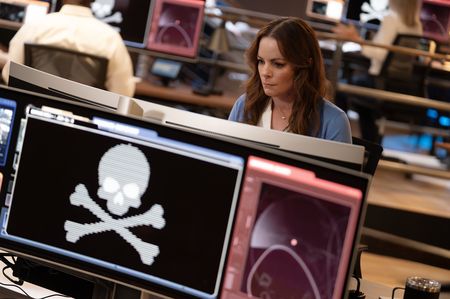 KIMBERLY WILLIAMS-PAISLEY