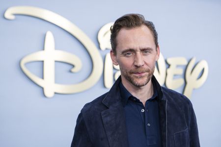 TOM HIDDLESTON
