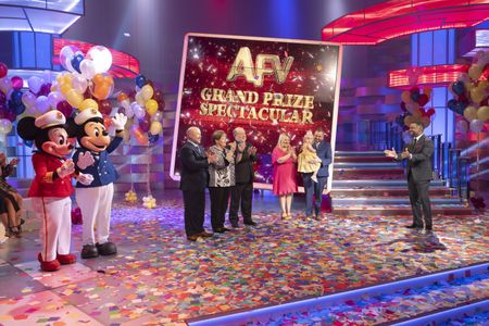MINNIE MOUSE, MICKEY MOUSE, ALFONSO RIBEIRO
