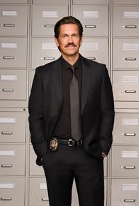 Bio profile offSteve Howey