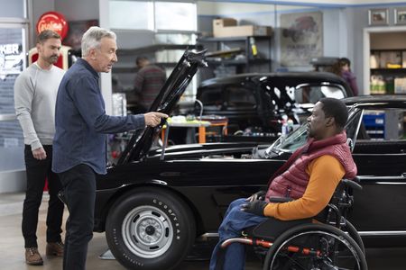 SEANN WILLIAM SCOTT, TIM ALLEN, DARYL "CHILL" MITCHELL