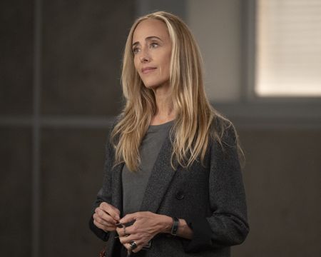 KIM RAVER