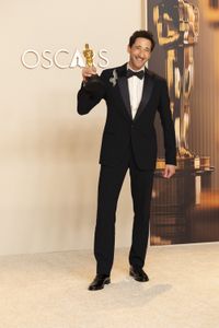ADRIEN BRODY