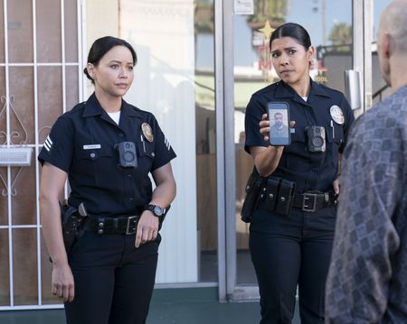 MELISSA O’NEIL, LISSETH CHAVEZ